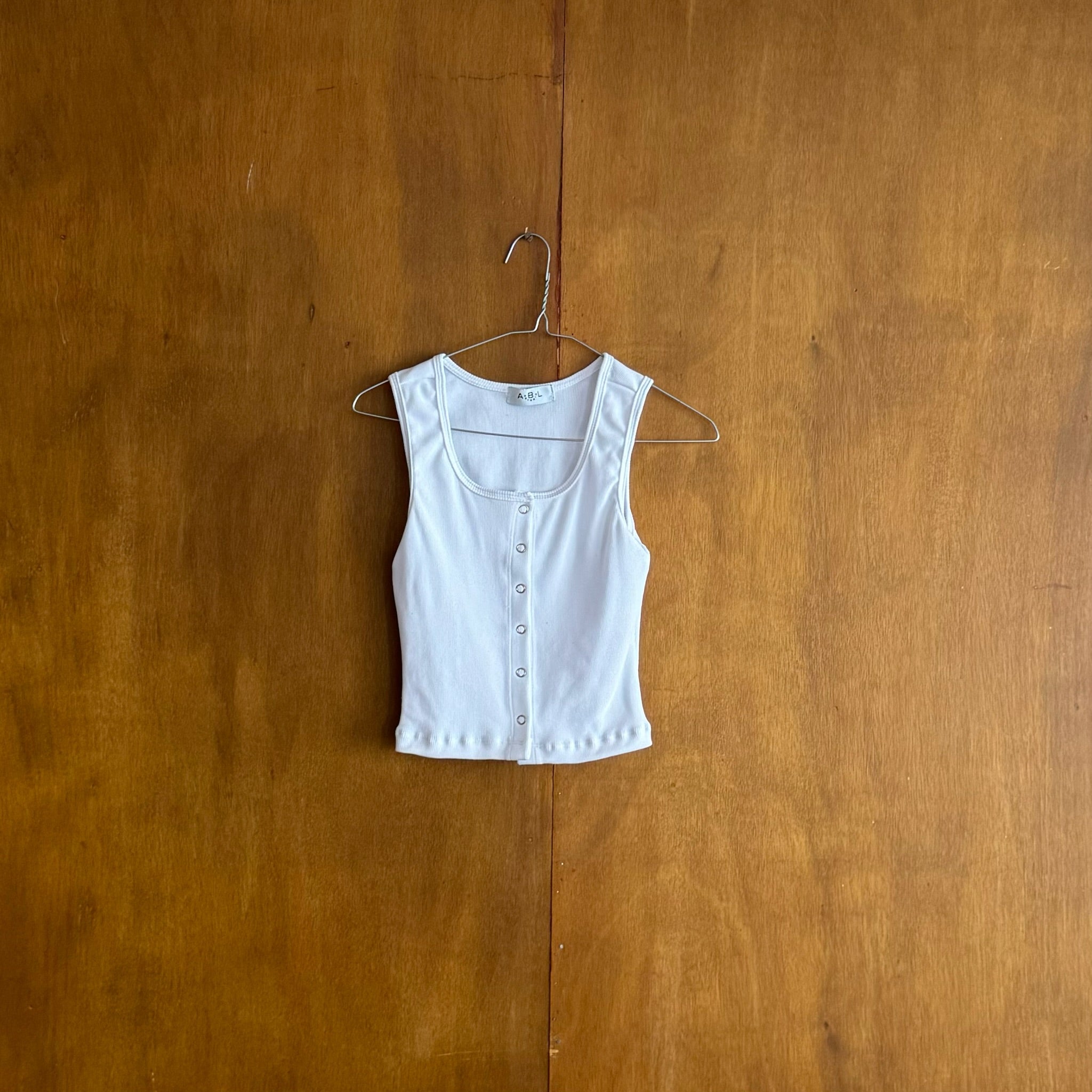 Tank Top Blanco con Botones